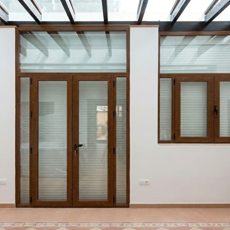 Glass Dynamics - puerta abatible 4